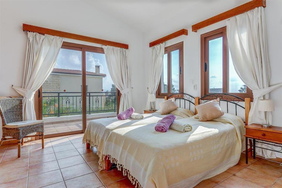 Argaka Beachfront Villa Paphos Exteriör bild